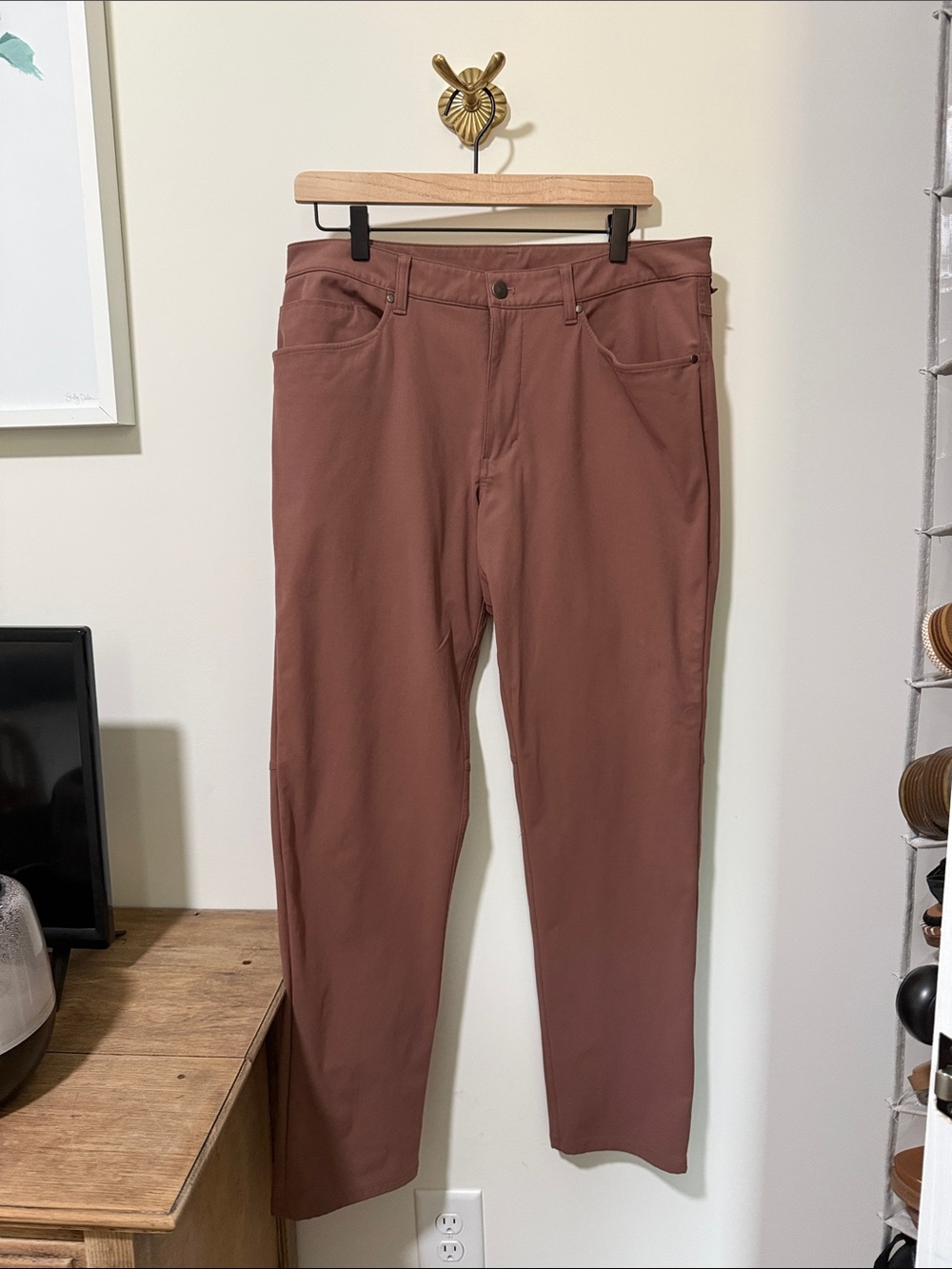 lululemon athletica Men's Straight-Leg Pants in Clay Brown